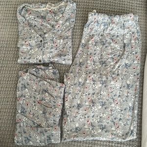 3 piece pajamas set.  Like new